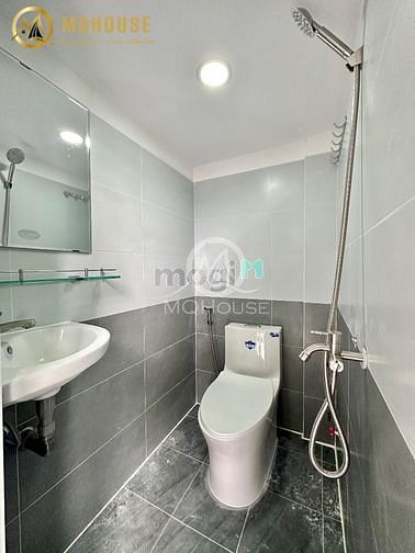 Hình ảnh Cho Thuê Căn Hộ Duplex Mới 100% Ngay Đh Văn Hiến Full Nội Thất