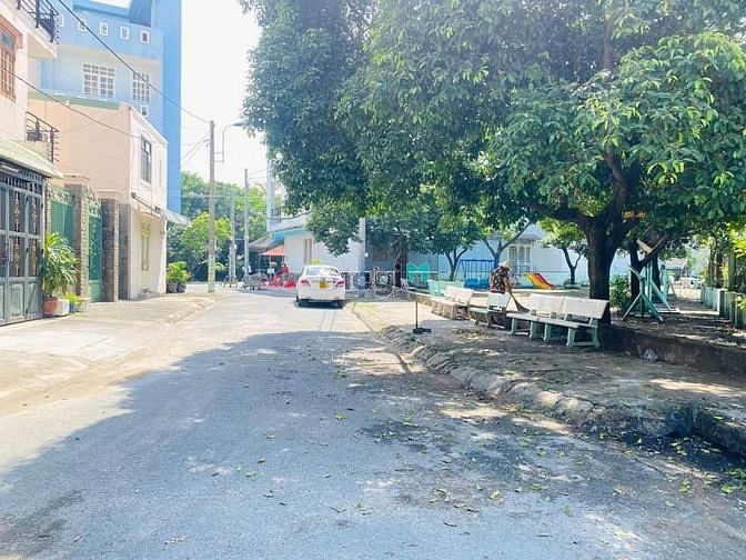 Hình ảnh Bán đất góc 2 mặt tiền đường Trịnh Quang Nghị, Quận 8 - Giá 2tỷ3/90m2
