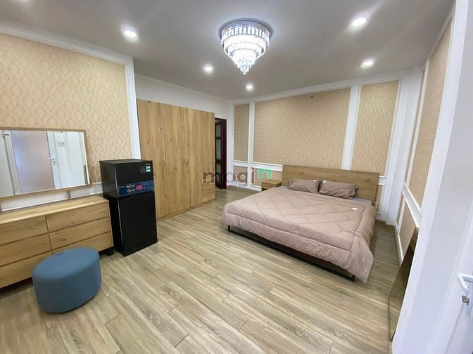 Hình ảnh Khai trương studio cửa sổ thoáng sàn gỗ siêu xinh ngay ĐBP