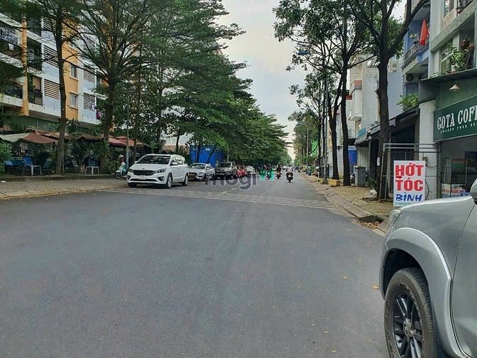 Hình ảnh BDS HVL Bán lô đất MT đường D2 Man Thiện, Phường Tăng Nhơn Phú A, Q9
