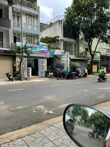 Hình ảnh BDS HVL Bán lô đất MT đường D2 Man Thiện, Phường Tăng Nhơn Phú A, Q9