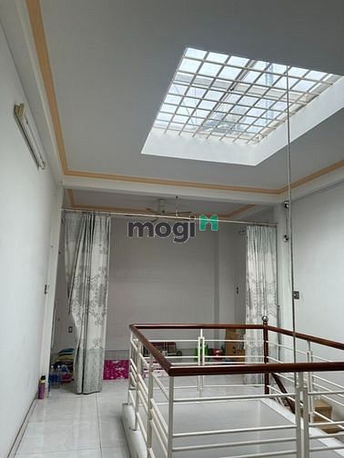 Hình ảnh Cho thuê nhà MT ngay ngã tư lớn Hậu Giang