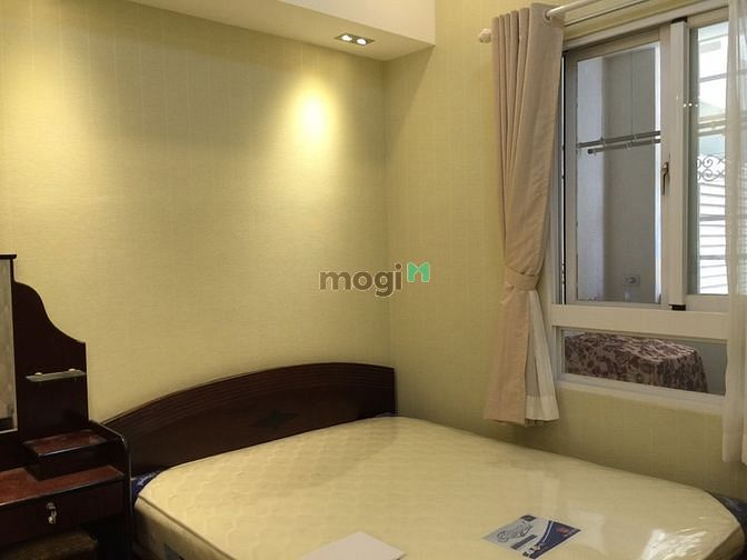 Hình ảnh GĐ cần bán chung cư Flemington , 97m2 - 5.8 Tỷ - view Phú Thọ