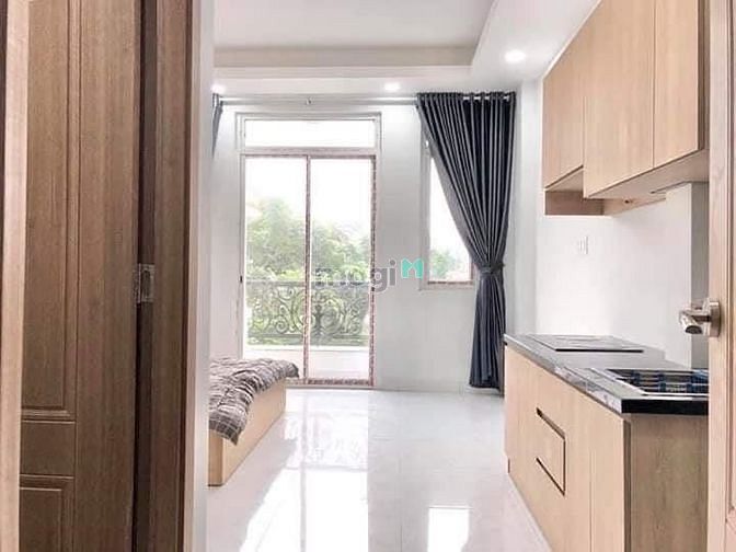 Hình ảnh CHDV sang sịn mịn, view siêu đẹp, cửa sổ siêu lớn, BanCol siêu rộng