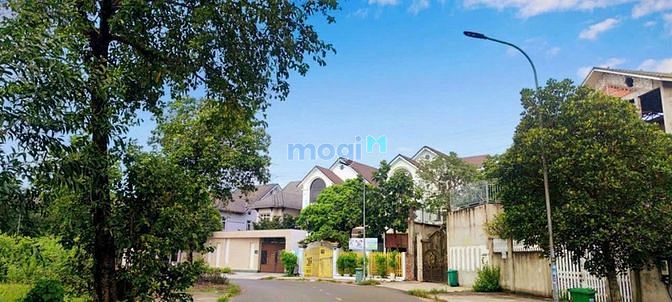 Hình ảnh 455m2 đất đường 816 phú hữu giá chỉ 15 tỷ TL