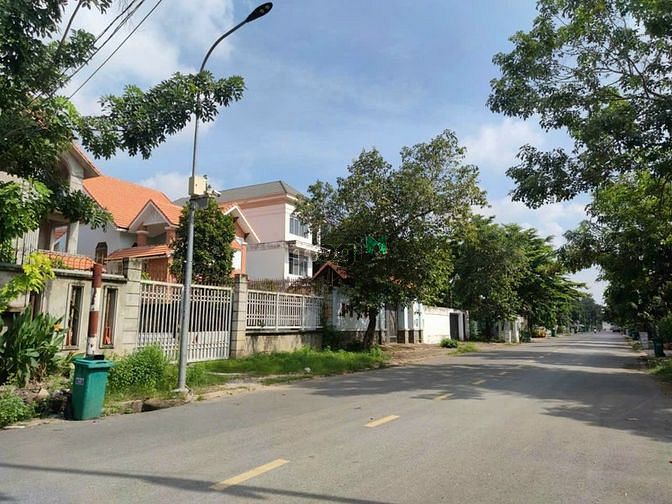 Hình ảnh 455m2 đất đường 816 phú hữu giá chỉ 15 tỷ TL