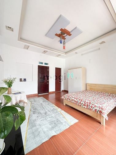 Hình ảnh Phòng bancol full nội thất mới 100% kế Trường Chinh - Cộng Hoà