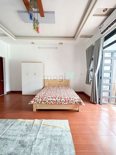 Hình ảnh Phòng bancol full nội thất mới 100% kế Trường Chinh - Cộng Hoà