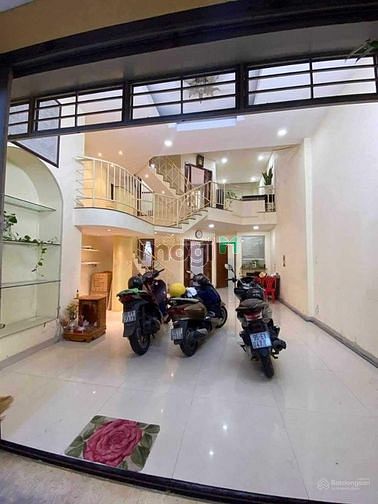 Hình ảnh Chính chủ cho thuê nhà 63 Đinh Công Tráng