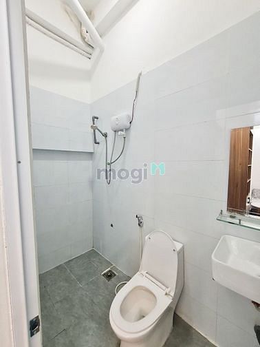 Hình ảnh Mới Trống Studio Full Nội Thất Ngay Gần Lotte Tân Bình