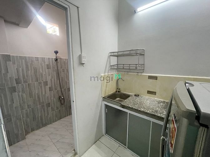 Hình ảnh Studio Có Ban Công Full Nội Thất Đối Diện Etown Cộng Hòa