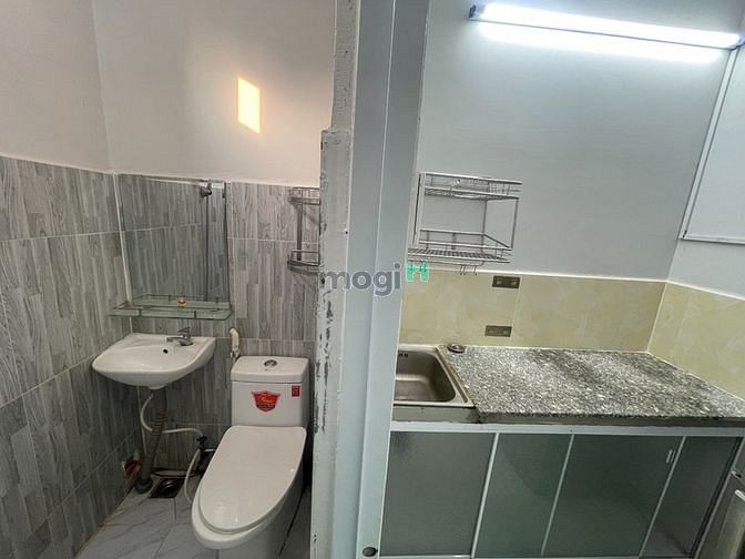 Hình ảnh Studio Có Ban Công Full Nội Thất Đối Diện Etown Cộng Hòa