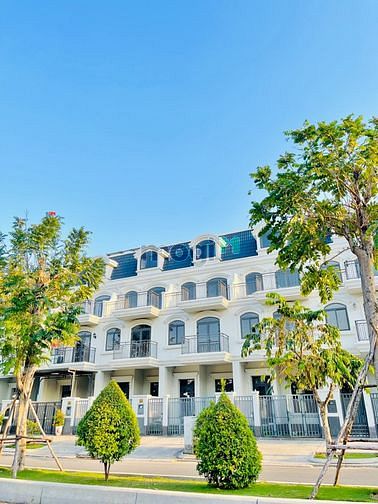 Hình ảnh Chuyên cho thuê nhà phố Lakeview City Q.2 giá 26 triệu full nội thất