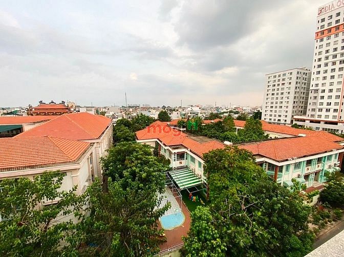 Hình ảnh Studio Banconl Lớn Full NT_Ngay Chùa Pháp Quang, ĐH Công Nghệ Sài Gòn