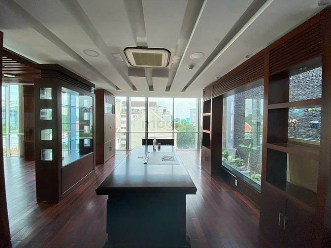Hình ảnh Cho thuê tòa nhà Nguyễn Văn Thủ quận 1