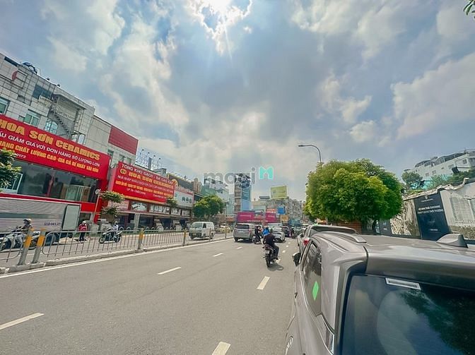 Hình ảnh Cho Thuê Nhà Mặt Tiền 218A Thành Thái, Quận 10