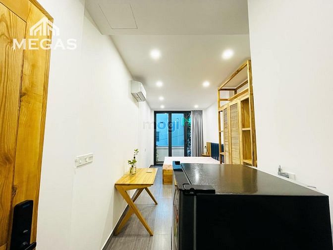 Hình ảnh Mb6623 nạp rút nhanh chóng mới cao cấp quận 1 gần cv lê văn tám _ chợ Tân Định_ ban công