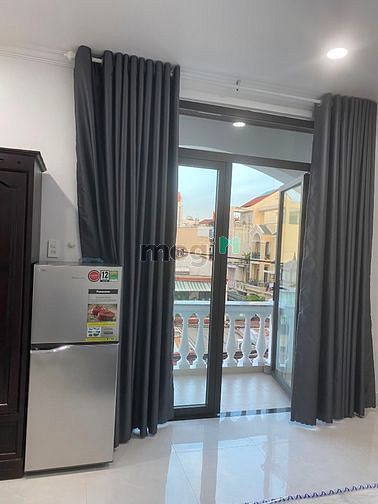 Hình ảnh Studio full nội thất cửa sổ lớn có ba công Xóm chiếu quận 4