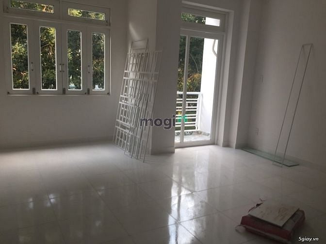 Hình ảnh Nhà cho thuê KHU TÊN LỬA 5X18M đúc 3.5 tấm 16tr