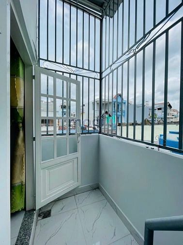 Hình ảnh Bán gấp nhà 60.8m2,giá 2tỷ950,Thăng Long,Tân Bình,Sổ riêng