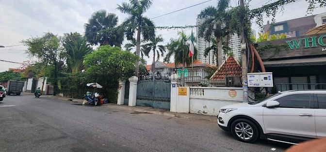 Hình ảnh Cho thuê biệt thự sân vườn Trần Ngọc Diện