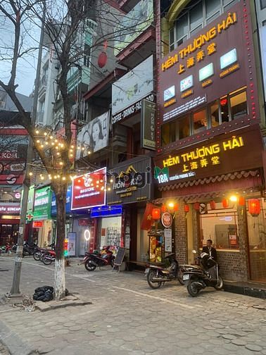 Hình ảnh Sang nhượng Nhà hàng phố Nguyễn Phong Sắc, Cầu Giấy, 350m2, hđ 10 năm