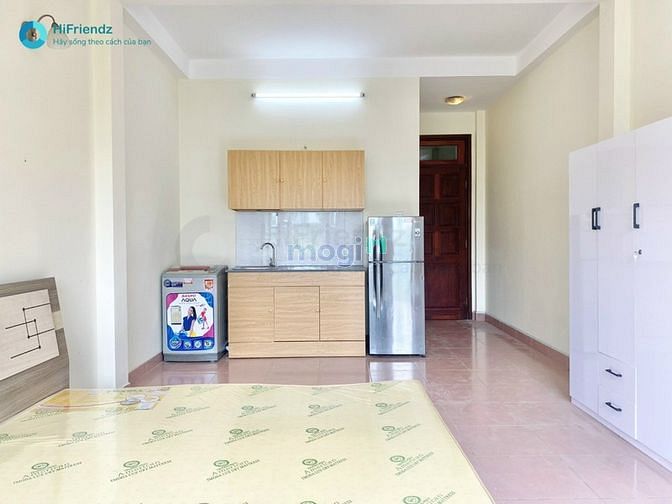 Hình ảnh CHO THUÊ CHDV FULL NOI THẤT , có máy giặt riêng , cửa sổ lớn