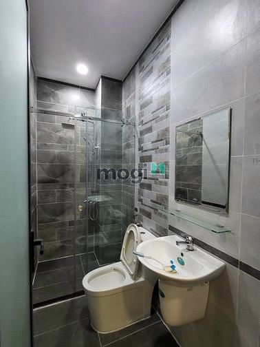 Hình ảnh Cho thuê nhà mới xây 100% full nội thất Quận Tân Bình.
