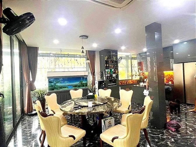 Hình ảnh Biệt thự Minh Phụng Q11 Ngang  11m, 4 tầng, sẵn dòng tiền  chỉ 22 tỷ.