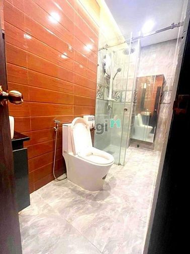 Hình ảnh Biệt thự Minh Phụng Q11 Ngang  11m, 4 tầng, sẵn dòng tiền  chỉ 22 tỷ.