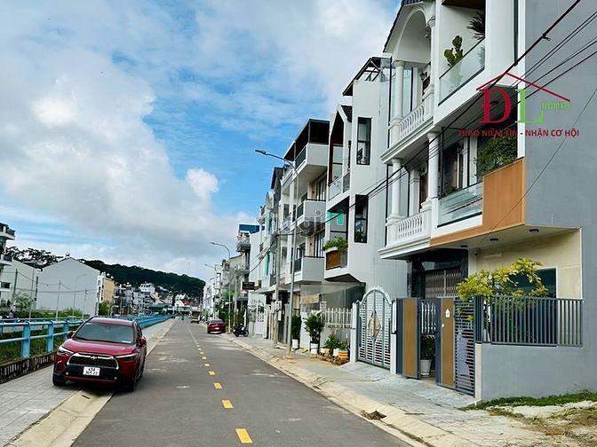 Hình ảnh Bán đất 3 mặt tiền KQH Phạm Hồng Thái phường 10 Đà Lạt - MN3513