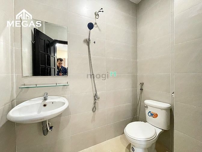 Hình ảnh Cho thuê Trang Chủ MB66.COM / Đăng Ký Tặng 66K Full nt ban công - mới Mặt tiền trung tâm quận 3
