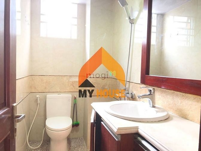 Hình ảnh Mời bạn thuê nhé nhà phố Q2 2lầu 3PN full nội thất.