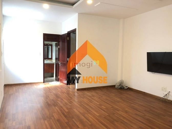 Hình ảnh Mời bạn thuê nhé nhà phố Q2 2lầu 3PN full nội thất.