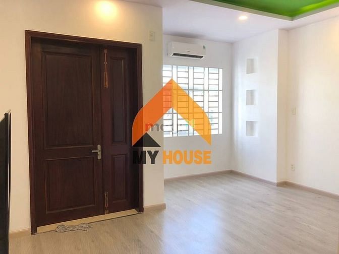 Hình ảnh Mời bạn thuê nhé nhà phố Q2 2lầu 3PN full nội thất.