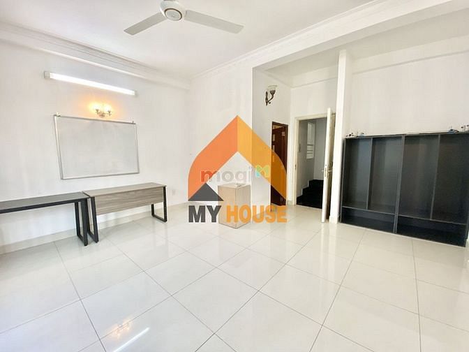 Hình ảnh Khoan khoan đợi tí nhà Thảo Điền 3lầu 3PN siêu rẻ.