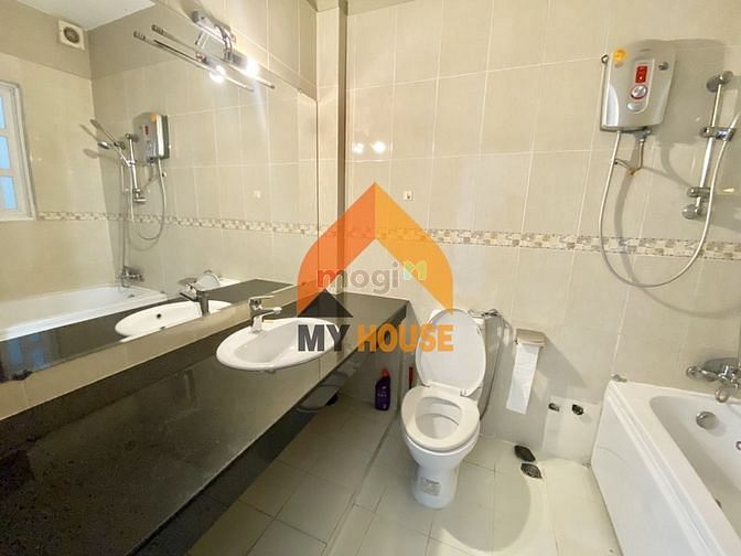 Hình ảnh Khoan khoan đợi tí nhà Thảo Điền 3lầu 3PN siêu rẻ.