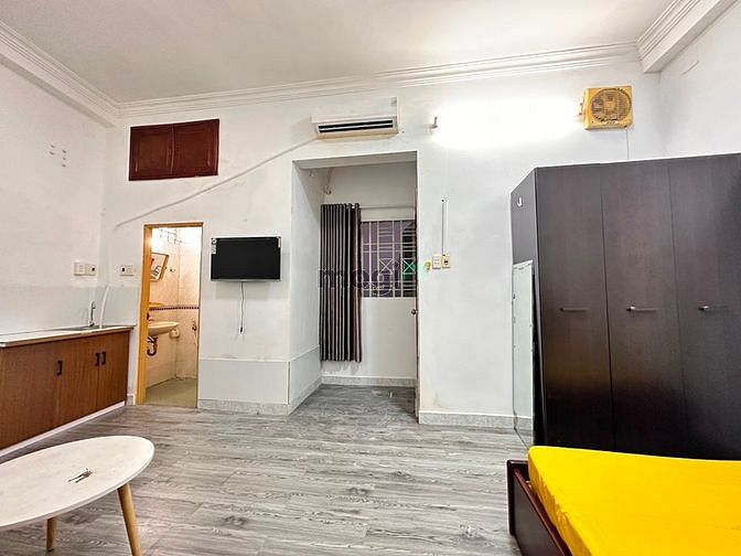 Hình ảnh Studio _Banconl Full NT_Ngay Vạn Hạnh Mall, ĐH Kinh Tế, Hoa Sen
