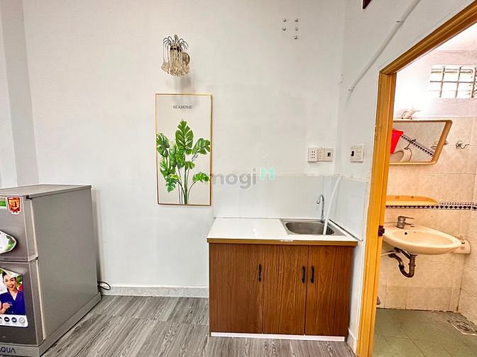 Hình ảnh Studio _Banconl Full NT_Ngay Vạn Hạnh Mall, ĐH Kinh Tế, Hoa Sen