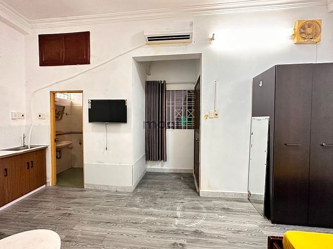Hình ảnh Studio _Banconl Full NT_Ngay Vạn Hạnh Mall, ĐH Kinh Tế, Hoa Sen