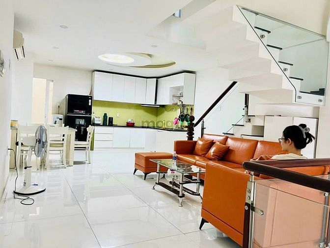 Hình ảnh Cho Thuê Nhà Nguyên Căn Phường Tân Thuận Tây