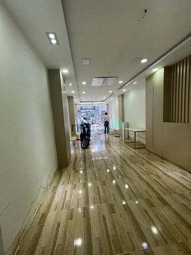 Hình ảnh Cho thuê Nhà Nguyên căn Cách Mạng Tháng 8 P10, Q3