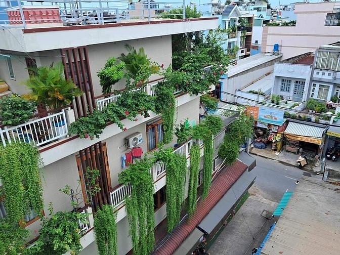 Hình ảnh nhà đẹp bình tân giáp tân phú. 5 tầng. giá nhỉnh 5ty