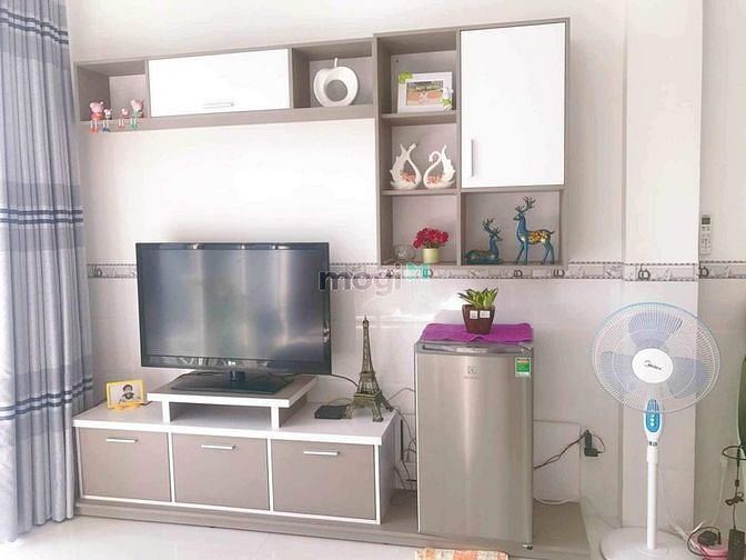 Hình ảnh nhà đẹp bình tân giáp tân phú. 5 tầng. giá nhỉnh 5ty
