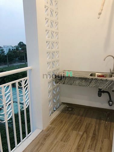 Hình ảnh Studio ban công 1 phòng gần các tiện ích sân bay , siêu thị , dại họ…