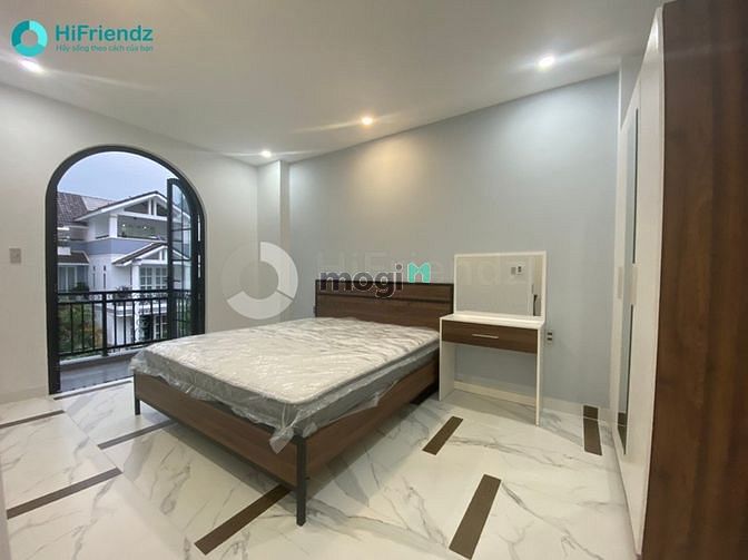 Hình ảnh 1Pn 2 bancon thoáng mát bao phí có chỗ đậu oto máy giật riêng