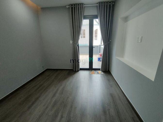 Hình ảnh Chỉ hơn 7 tỷ, Lạc Long Quân, Tân Bình, 53m², 3 Lầu, 4 PN, hxh