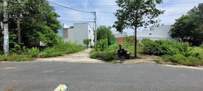 Hình ảnh VTA21 Bán nhanh lô đất 2 mặt tiền đường khu TĐC Đất Lành Vĩnh Thái
