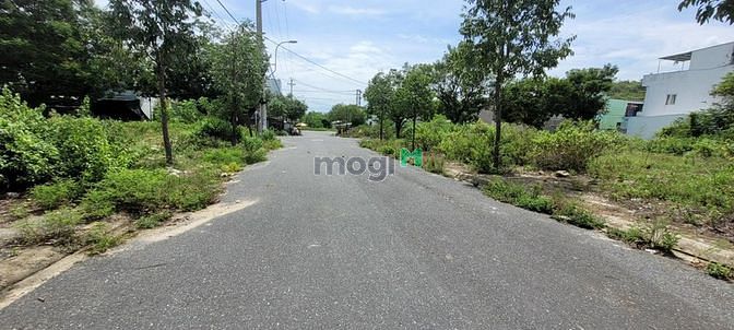 Hình ảnh VTA21 Bán nhanh lô đất 2 mặt tiền đường khu TĐC Đất Lành Vĩnh Thái