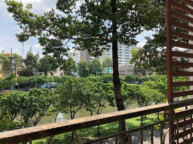Hình ảnh Studio ban công, view bờ kè, máy giặt riêng Hoàng Sa Quận 1